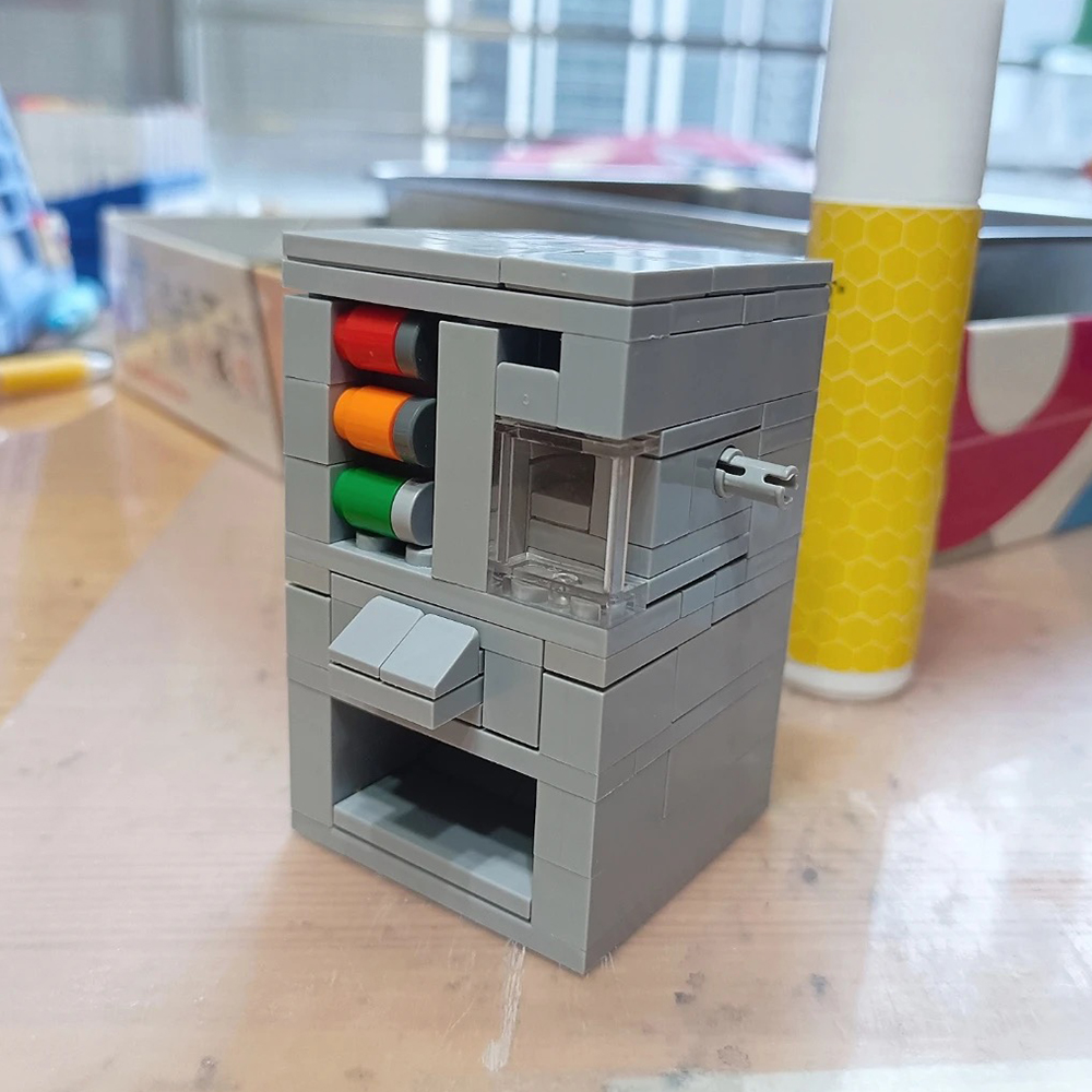 MOC Coin-operated vending mach - Kids Education Pdf recension och pris